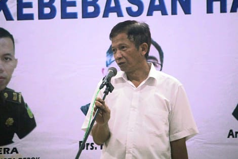 Sumber Foto: Fir'ad || Sekjen DPP SWI, Herry Budiman saat memberikan sambutan di acara diskusi publik SWI Depok. (08/06/2023).